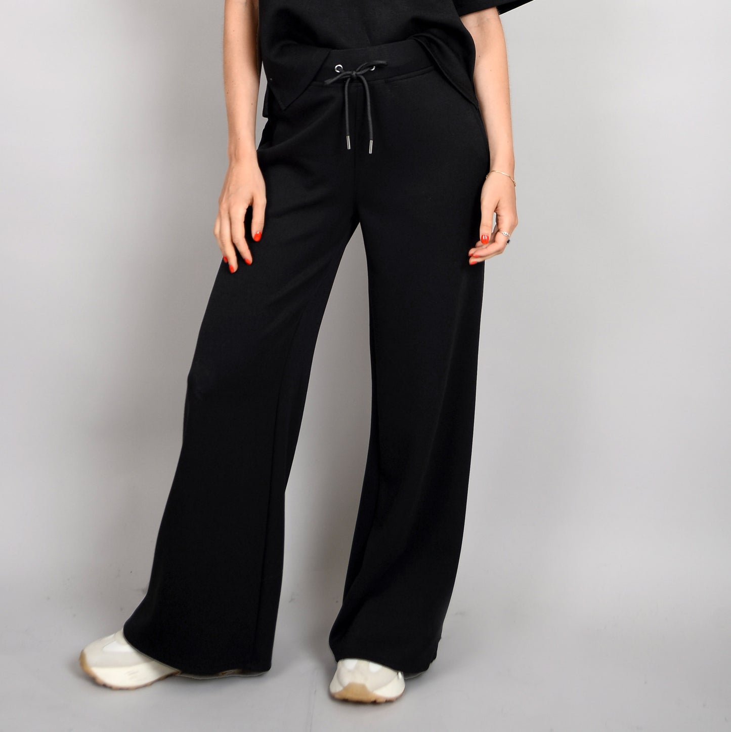 Erika Drawstring Pant - Black