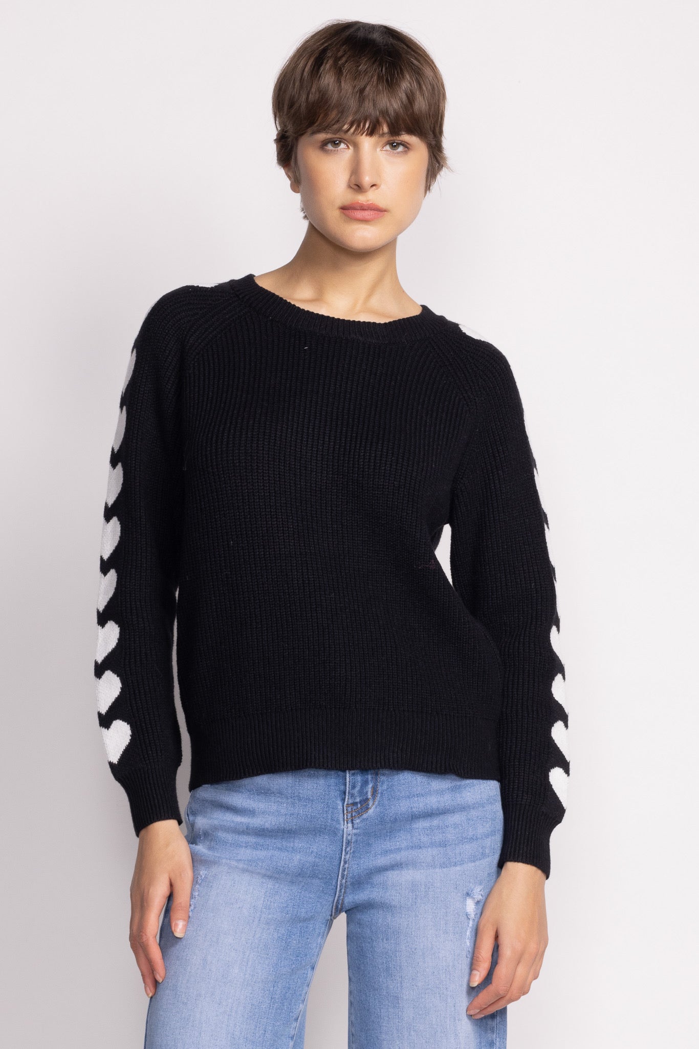 Lolita Sweater - Black/White