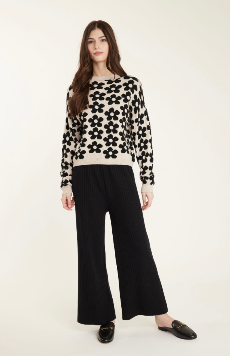 Daisy Knit Sweater - Beige/Black