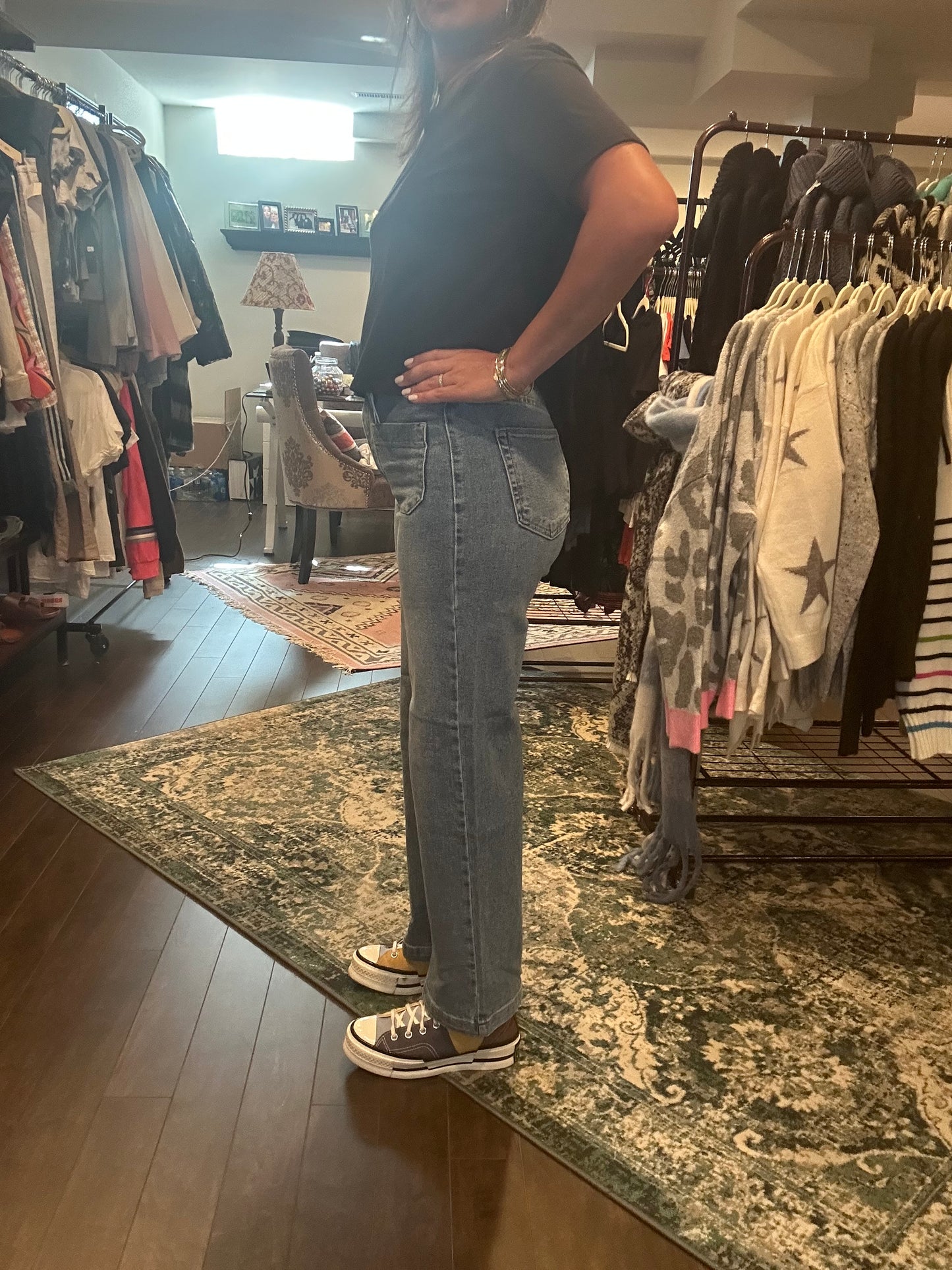 Front Pocket Wide Leg Blue Jeans