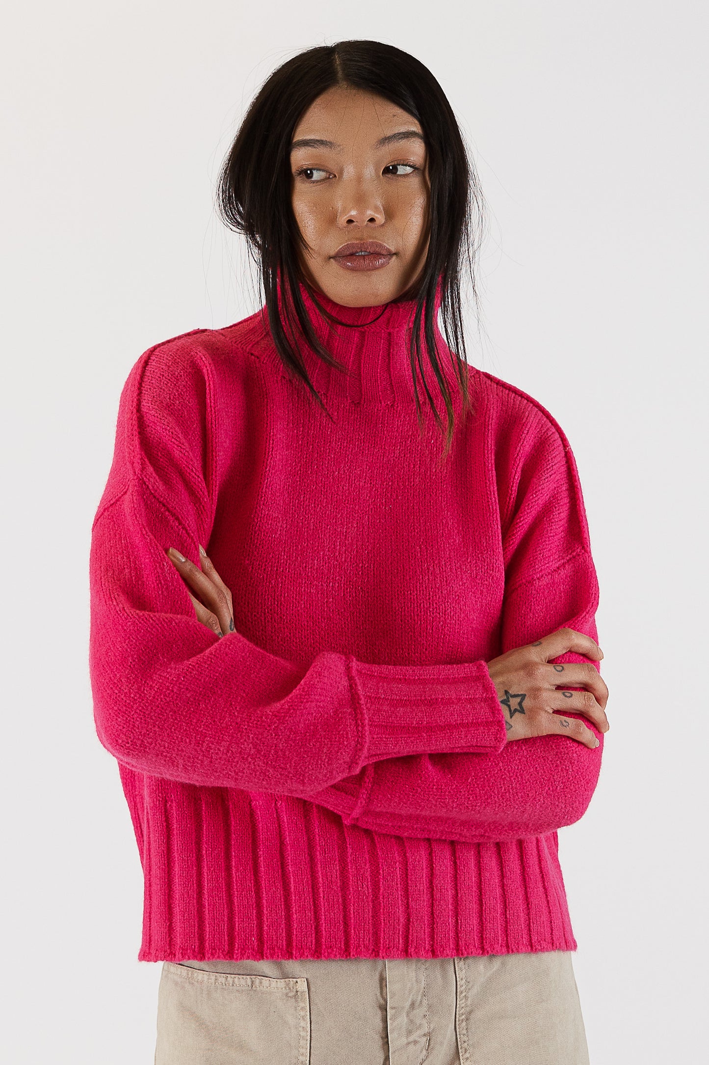 Calli - Fucsia Turtleneck Sweater